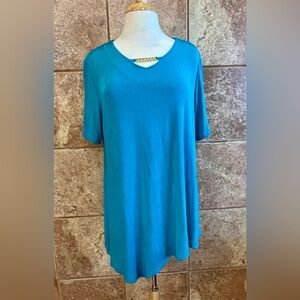 Chico's Travelers Blue Relaxed Cut Out Tunic Size 3P